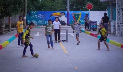 Vía entrega por el programa 'Barrios a la Obra' en La Playa. 