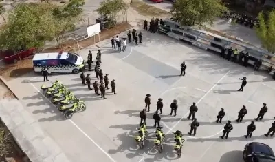 200 Uniformados llegan al Atlántico.