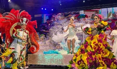 Los Reyes Infantiles Emanuel Angulo Cabarcas y Samia Maloof Habib, y la Reina Melissa Cure.