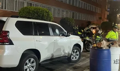 Camioneta blindada donde se movilizaba el empresario chino. 