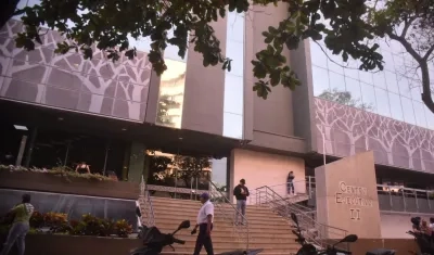 La 'megaoficina' está ubicada en el séptimo piso del Centro Ejecutivo II.