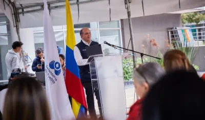 El Defensor del Pueblo, Carlos Camargo.