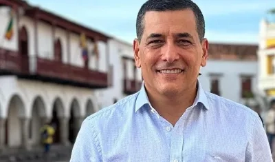  Dumek Turbay, alcalde de Cartagena. 