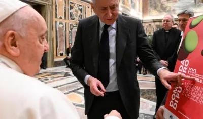 El Papa recibió a los jóvenes estudiantes de pregrado y posgrado de la Universidad Católica del Sagrado Corazón 