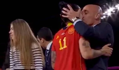 El beso entre Jenni Hermoso y Luis Rubiales.