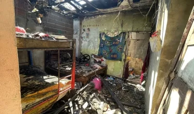 Tres viviendas resultaron incineradas. 