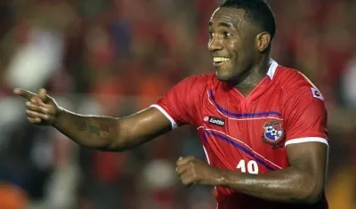 Luis Tejada, delantero panameña. 