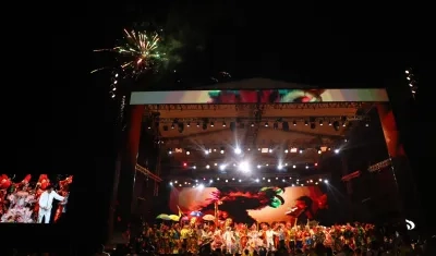 Lectura del Bando en la Plaza de la Paz.