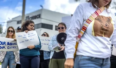 Protesta de activistas en contra del aborto.  