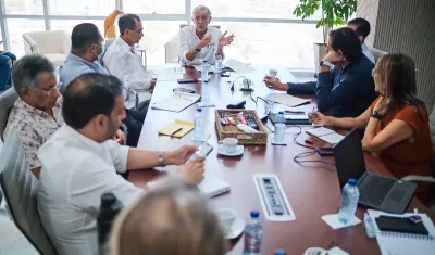 La reunión entre el gobernador Verano y representantes de universidades