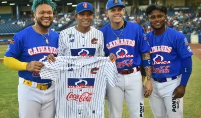Una foto de campeones: Harold Ramírez, Carlos Bacca, Gio Urshela y Dilson Herrera. 