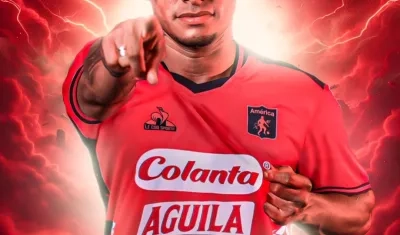 Michael Barrios regresa al fútbol colombiano después de nueve años. 