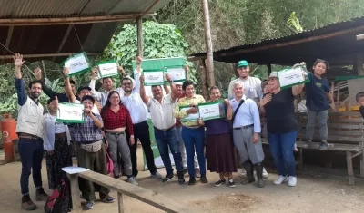 Las ocho familias recibieron más de 35 hectáreas que eran del ex capo Gonzalo Rodríguez Gacha