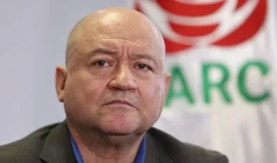 Senador Julio Gallo, alias Carlos Lozada.