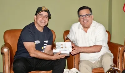 Alex Char y el Embajador Francisco Palmieri.