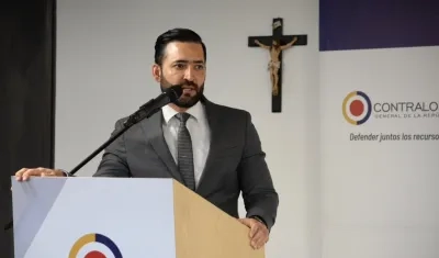 Contralor (e) Carlos Zuluaga.