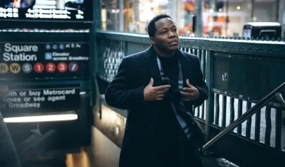 El artista colombiano Mauro Castillo en Nueva York.