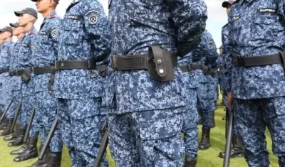 Funcionarios del Inpec.