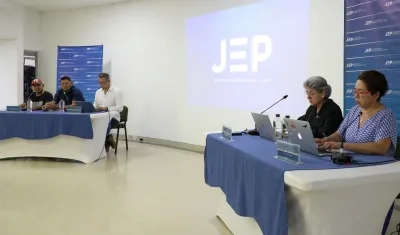 Audiencia judicial ante la JEP. 