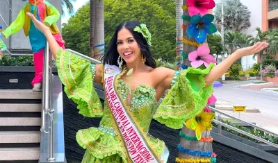 María Kelly, Reina del Carnaval Internacional de Barranquilla en Houston, Texas.