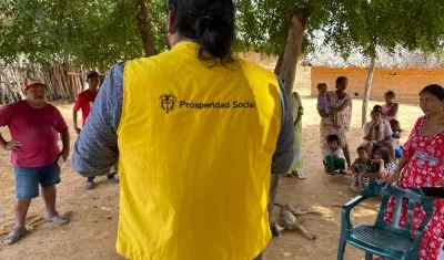 Personal de Prosperidad en trabajo de campo en La Guajira