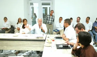 Reunión de gobernadores con la Ministra de Ambiente. 