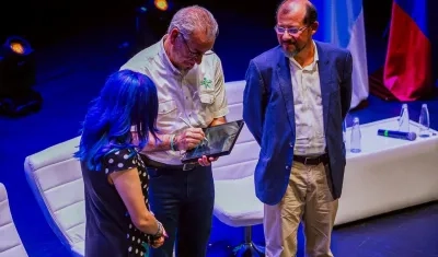 La viceministra de Transformación Digital, Sindey Bernal; el director del Sena, Jorge Londoño y el director de la OIT, Ítalo Cardona.