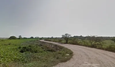 Trocha a la vereda Cavica. 