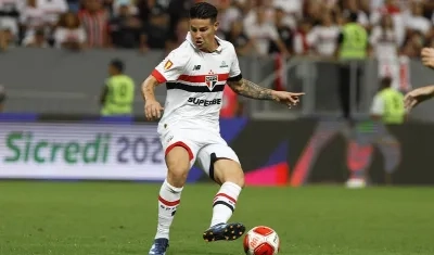 James Rodríguez ingresó en el minuto 25 del segundo tiempo por Lucas Moura. 