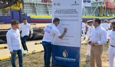 Acta de inicio de dragado en el Puerto de Barranquilla. 