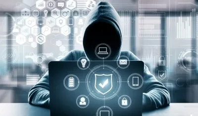 Los delincuentes están al acecho en internet y a través de llamadas. 