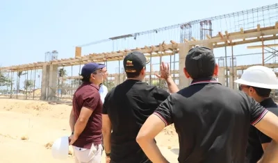 Distrito supervisa obras del tren turístico que llevará a las playas de Puerto Mocho.