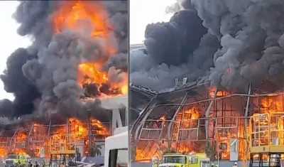Autoridades no han informado qué generó el incendio.
