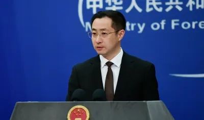 El portavoz de la Cancillería china Lin Jian.