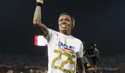 El delantero Dayro Moreno.