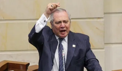 Iván Name, presidente del Senado.