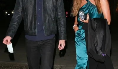 Sofía Vergara junto a su novio Justin Saliman.