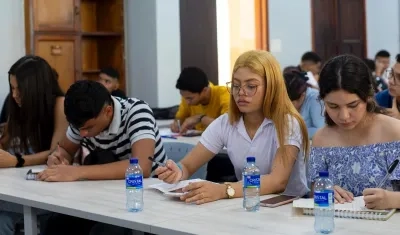 La Alcaldía de Barranquilla se une a la IUB para ampliar la educación.