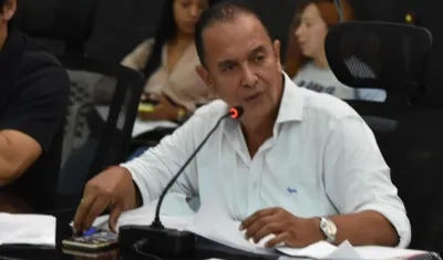 El diputado Carlos Rojano.