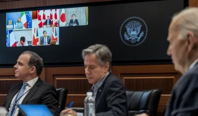 Presidente de Estados Unidos Joe Biden hablando con líderes del G7.