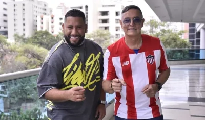 Yeison "El Cardenal de la Salsa" y Charlie Gómez.