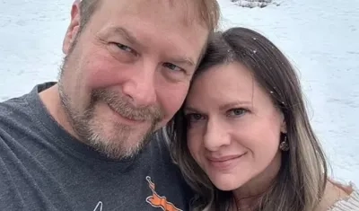 William Mitchell Keen y Joely Keen.