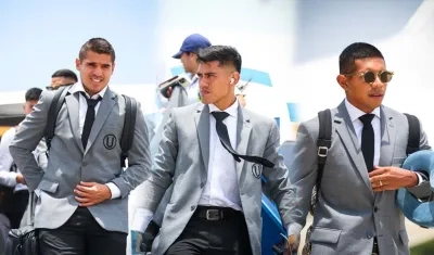 Jugadores de Universitario de Deportes a su llegada a Barranquilla. 