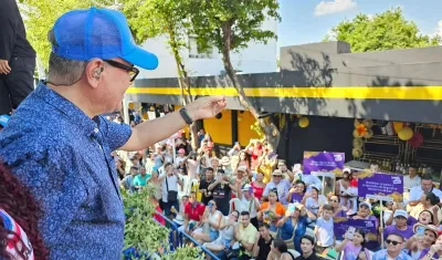 Iván Villazón durante el desfile en Valledupar. 