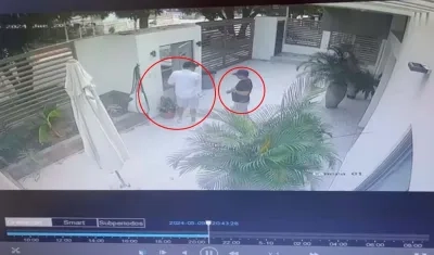 Momento en que los antisociales ingresaban a la vivienda. 