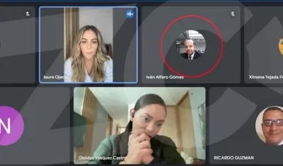 Laura Ojeda y su abogado Iván Alfaro Gómez.