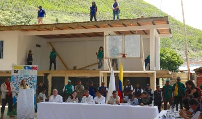 Mesa de diálogos entre el Gobierno y las disidencias de las FARC, en Suárez, Cauca.