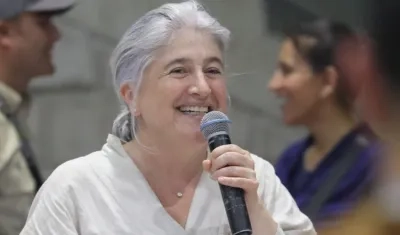 Catalina Velasco Campuzano, ministra de Vivienda. 