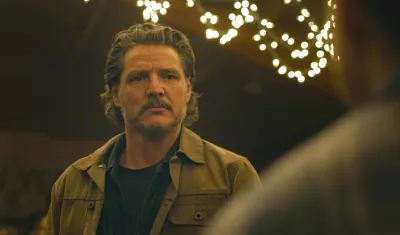 Nueva imagen de Pedro Pascal interpretando a Joel.