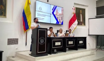 El jefe de la Oficina Participación Ciudadana, Andrés Rengifo, durante la audiencia de la Localidad Norte Centro Histórico..